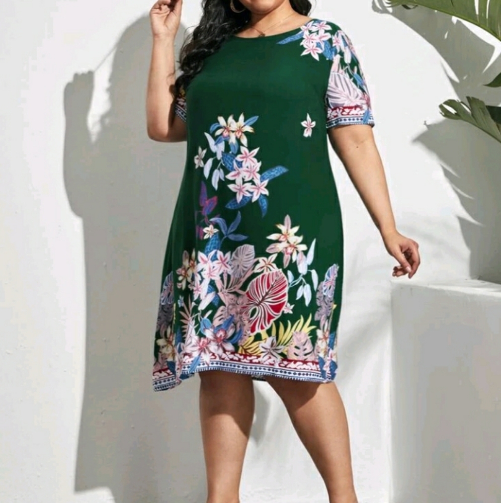 NEW Plus Floral Tunic Dress - Picture 3 of 9